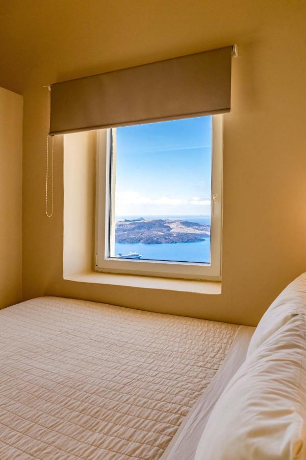 Alma Libre Suites Фира Екстериор снимка