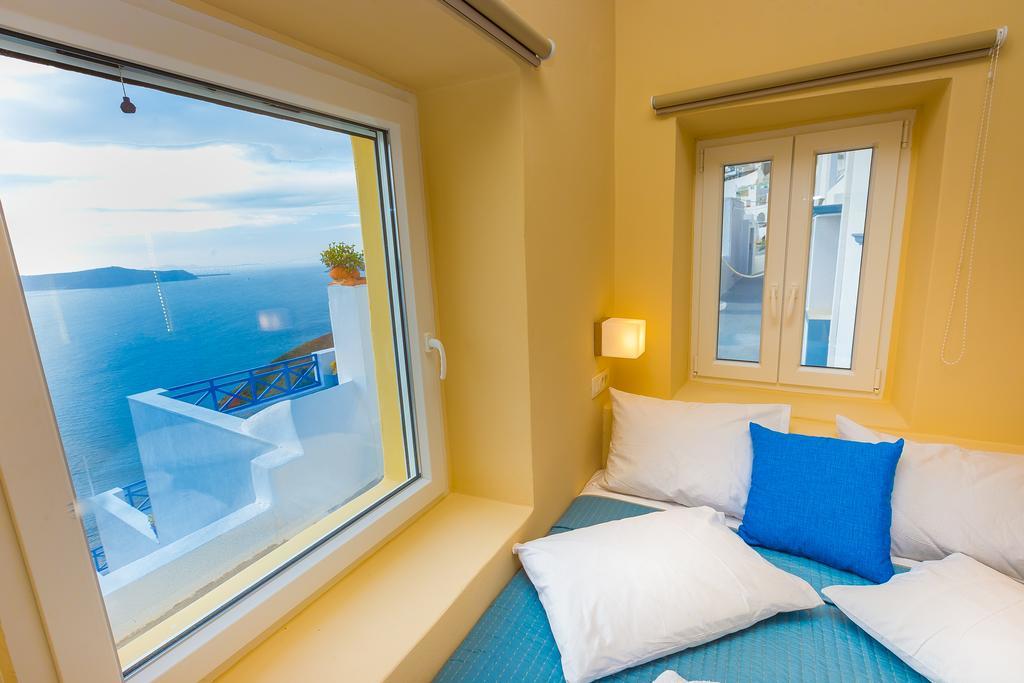 Alma Libre Suites Фира Екстериор снимка