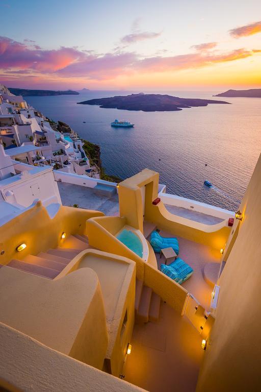 Alma Libre Suites Фира Екстериор снимка